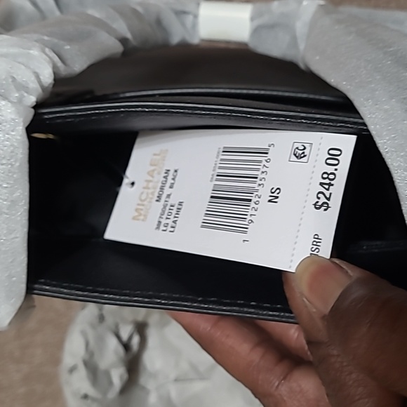 Michael Kors bag - Picture 3 of 4